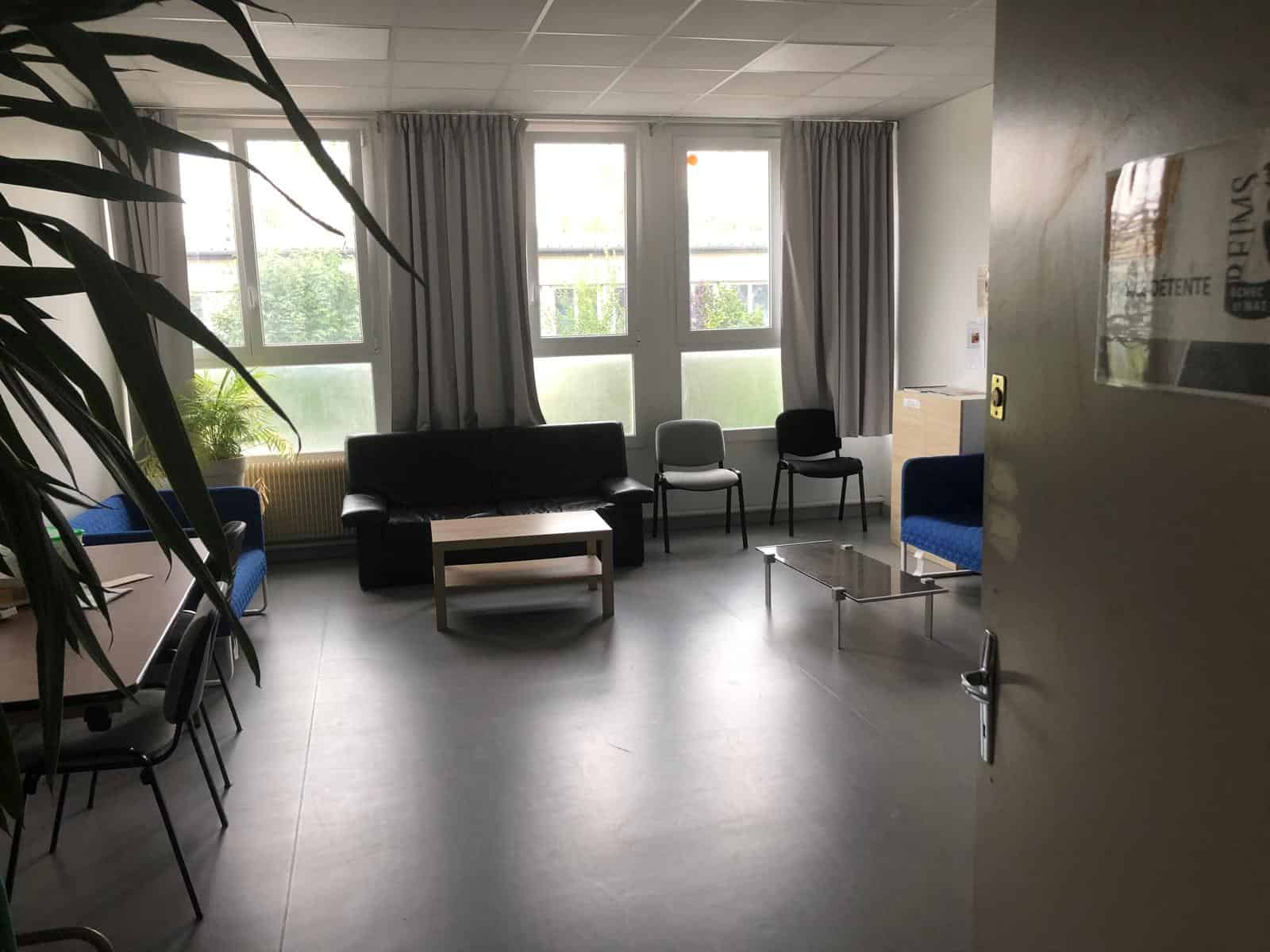 Salle de détente du club d'échecs de Reims : Reims Echecs et Mat